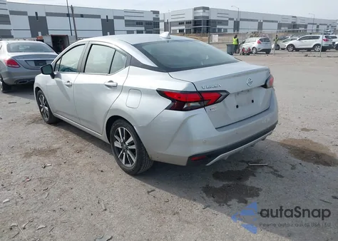 2021 Nissan Versa Sv Xtronic Cvt z USA, uszkodzony, nr VIN 3N1CN8EV9ML835043